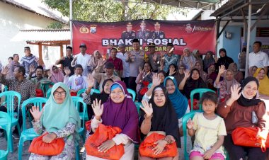 Polresta-Sidoarjo-Bakti-Sosial-dan-Kesehatan-di-Desa-Jumput-Rejo